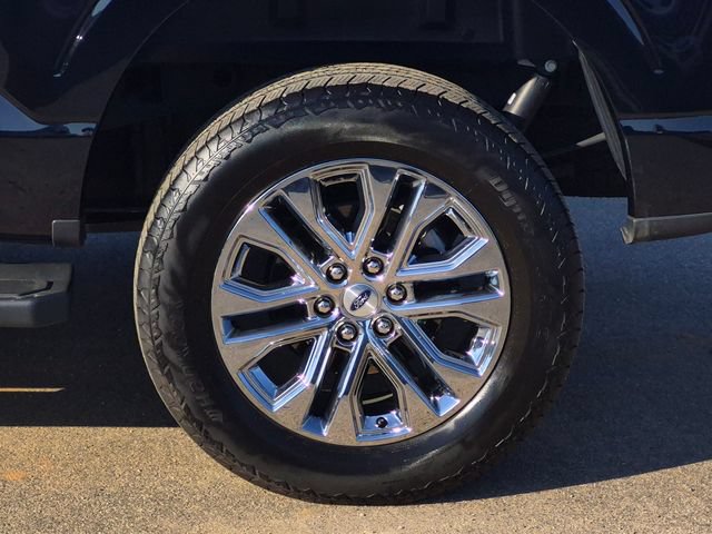 Used 2025 Ford F150 Lariat w/ Equipment Group 502A High AWD/4WD image 9
