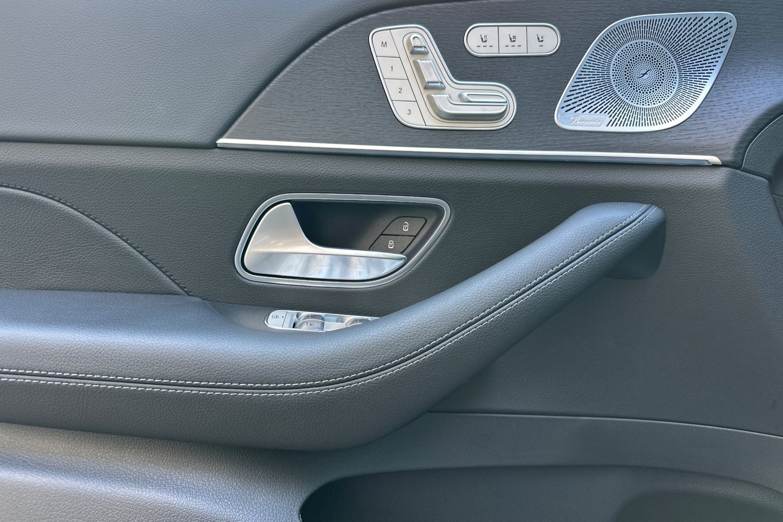 New 2026 Mercedes-Benz GLS 450 4MATIC image 10