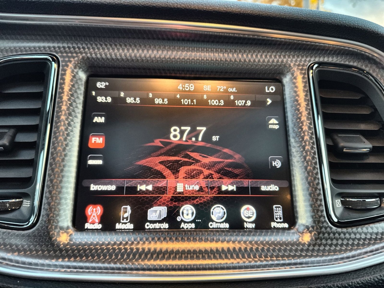 Used 2016 Dodge Challenger SRT Hellcat image 18