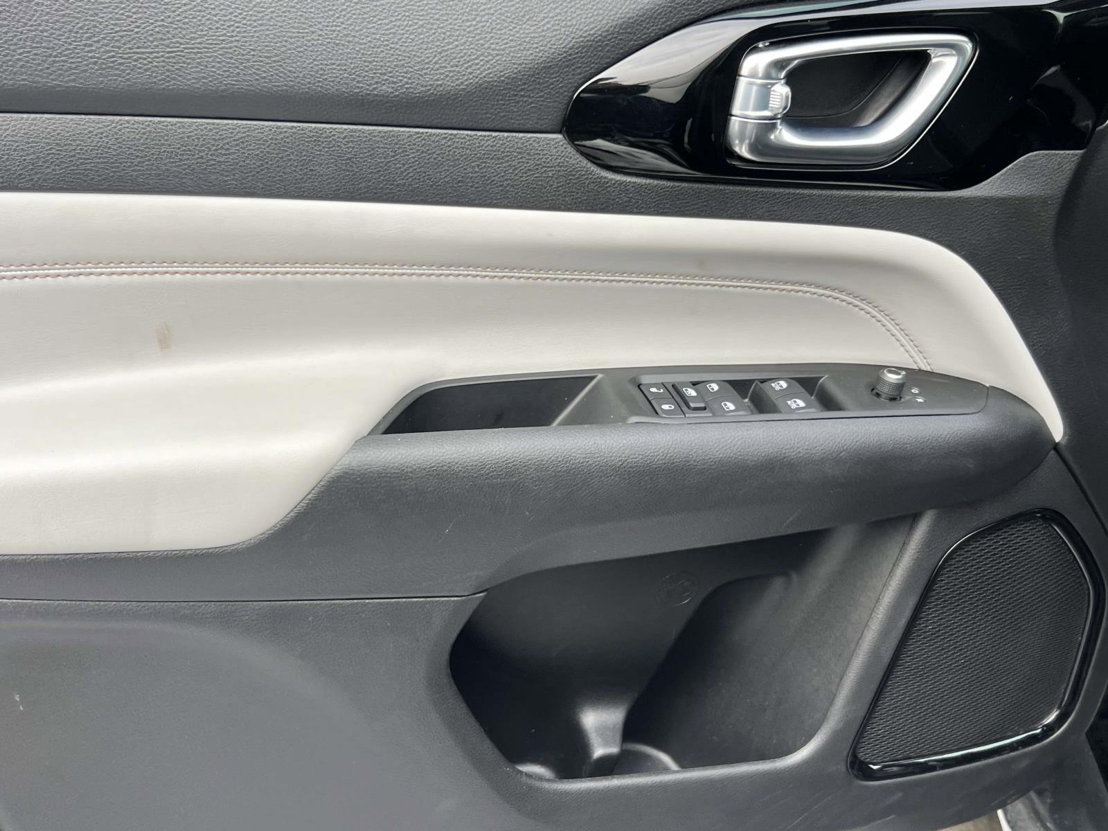 Used 2022 Jeep Compass Limited image 29