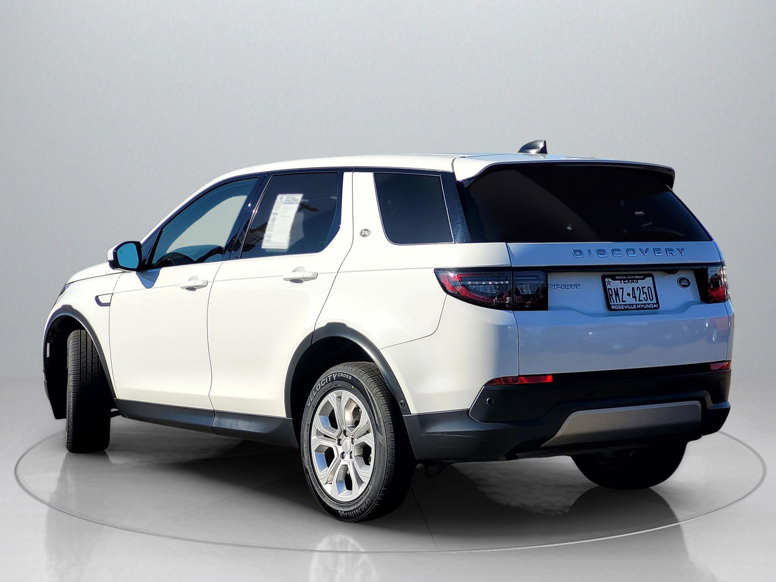 Used 2021 Land Rover Discovery Sport S image 5