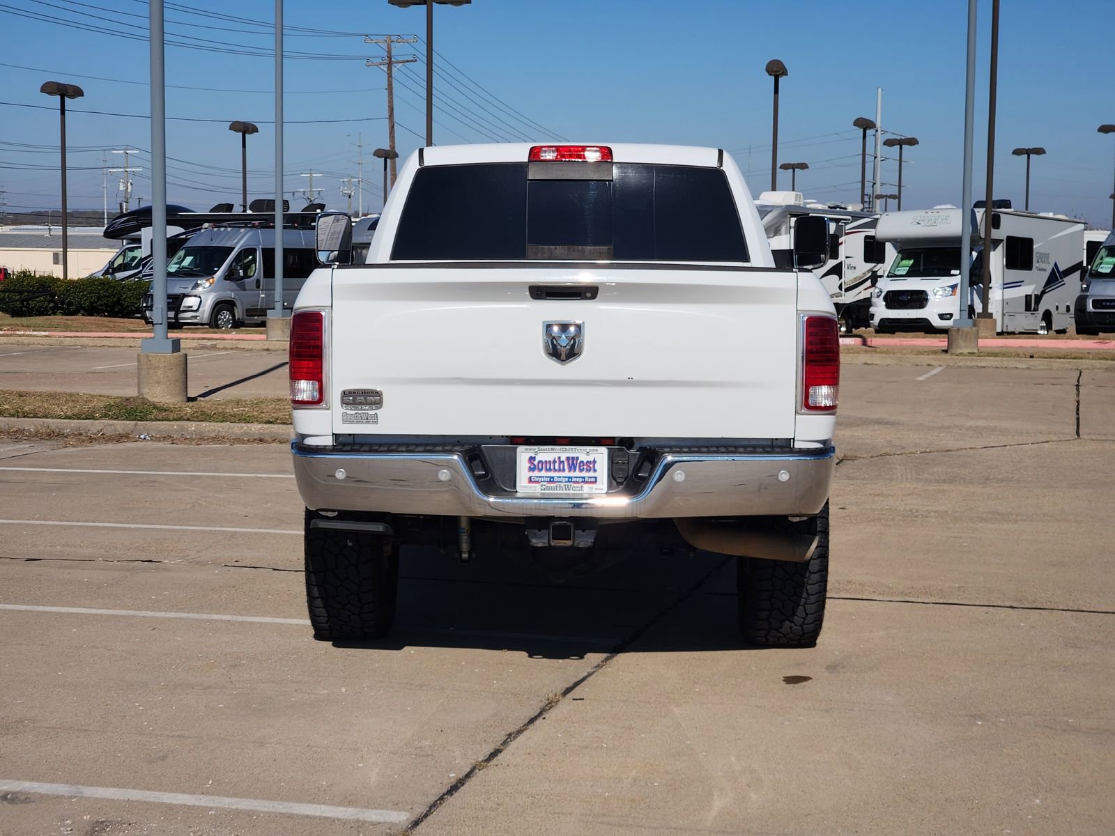 Used 2018 RAM 3500 Laramie Longhorn image 8