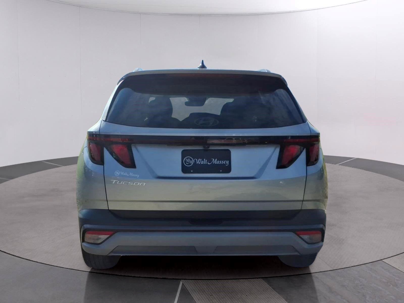 Used 2025 Hyundai Tucson SEL FWD image 4