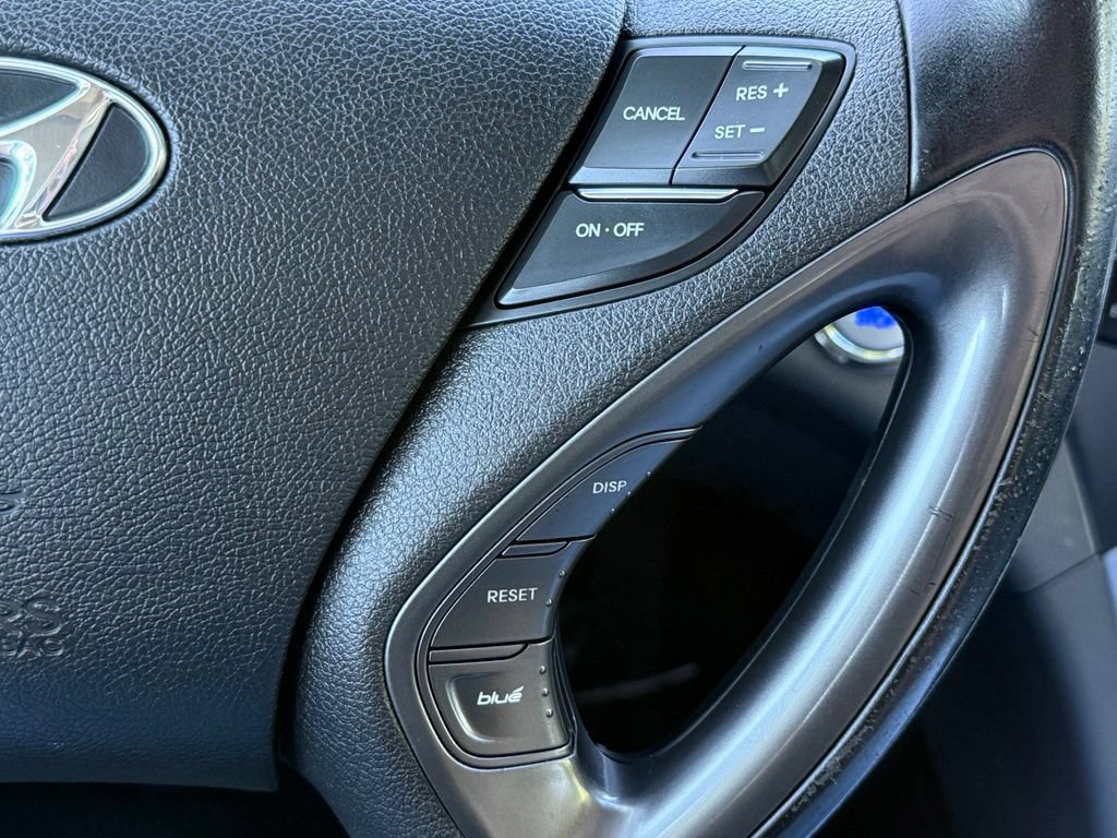 Used 2015 Hyundai Sonata Limited FWD image 26