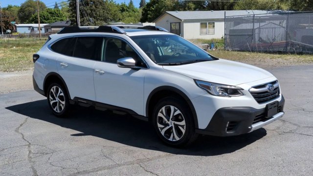 Used 2022 Subaru Outback Touring XT AWD/4WD image 2