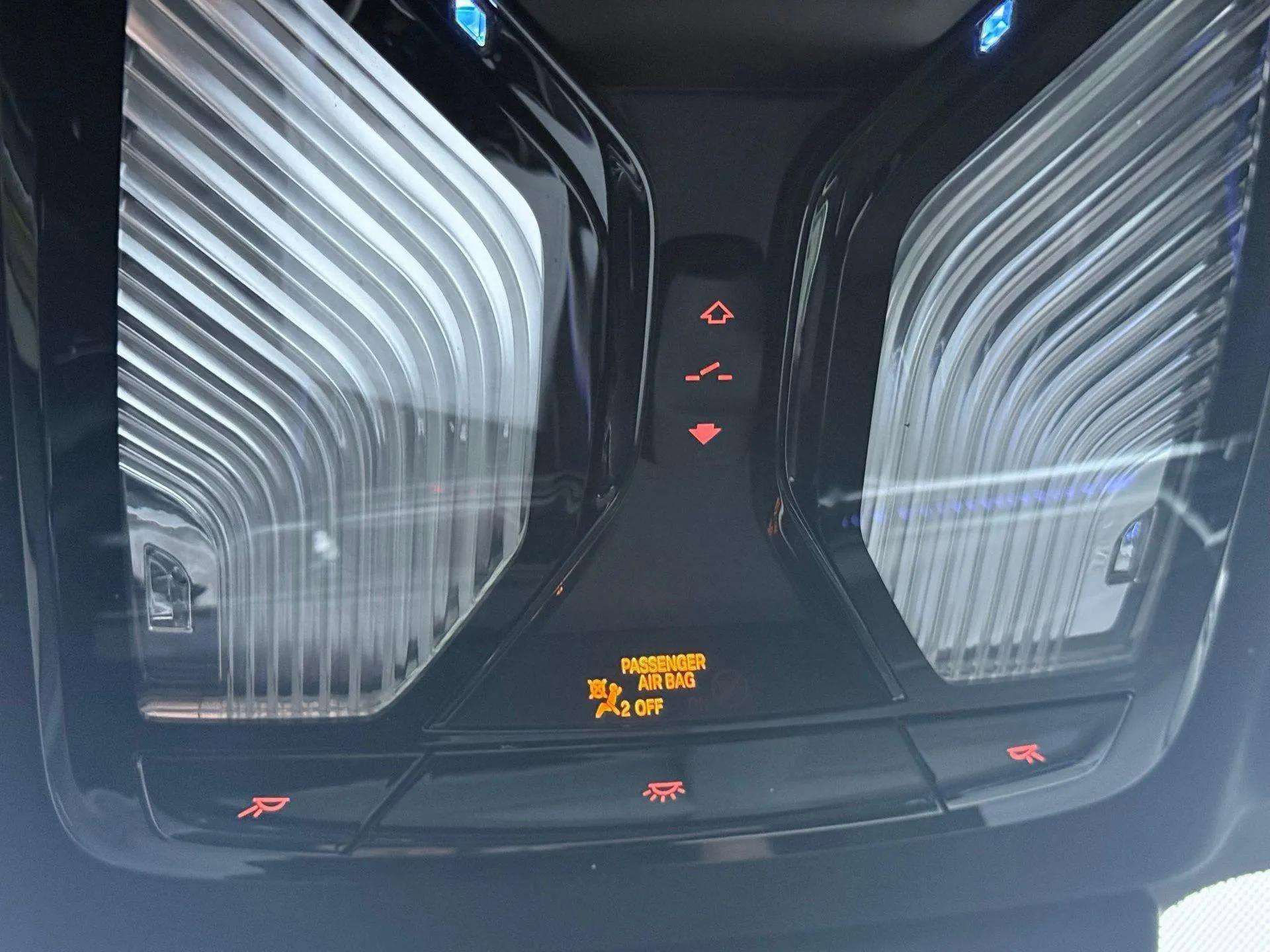 Used 2024 BMW X5 xDrive40i w/ M Sport Package image 40