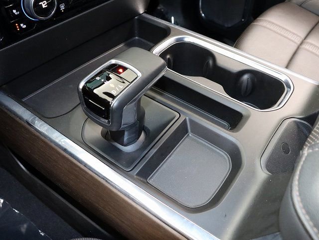 Used 2024 Chevrolet Silverado 1500 High Country w/ Technology Package image 23