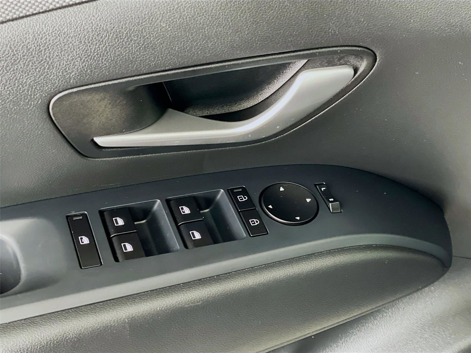 Certified 2025 Hyundai Tucson SE image 20