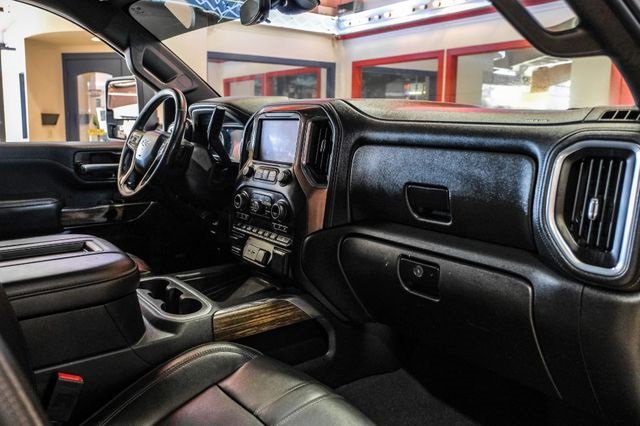 Used 2022 Chevrolet Silverado 3500 High Country w/ Technology Package image 12