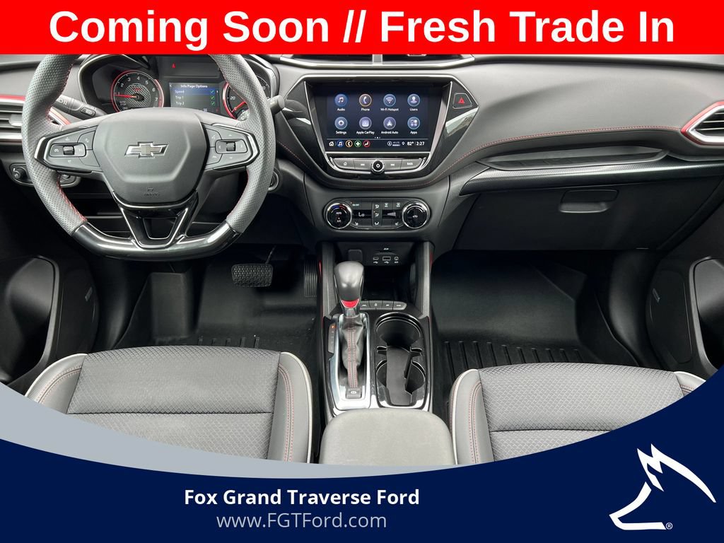 Used 2021 Chevrolet TrailBlazer RS w/ Technology Package AWD/4WD image 3