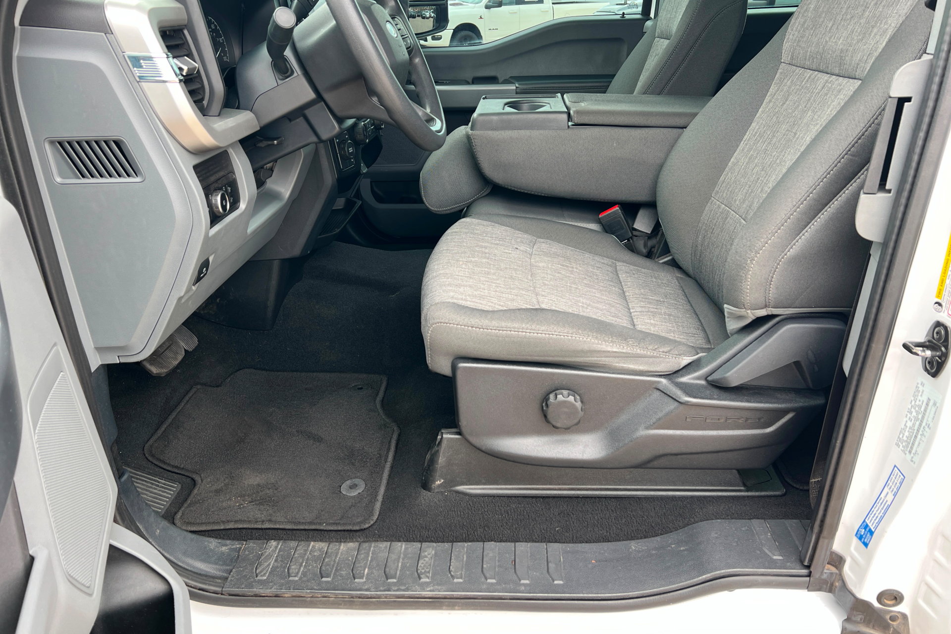 Used 2023 Ford F350 XL w/ STX Appearance Package AWD/4WD image 18