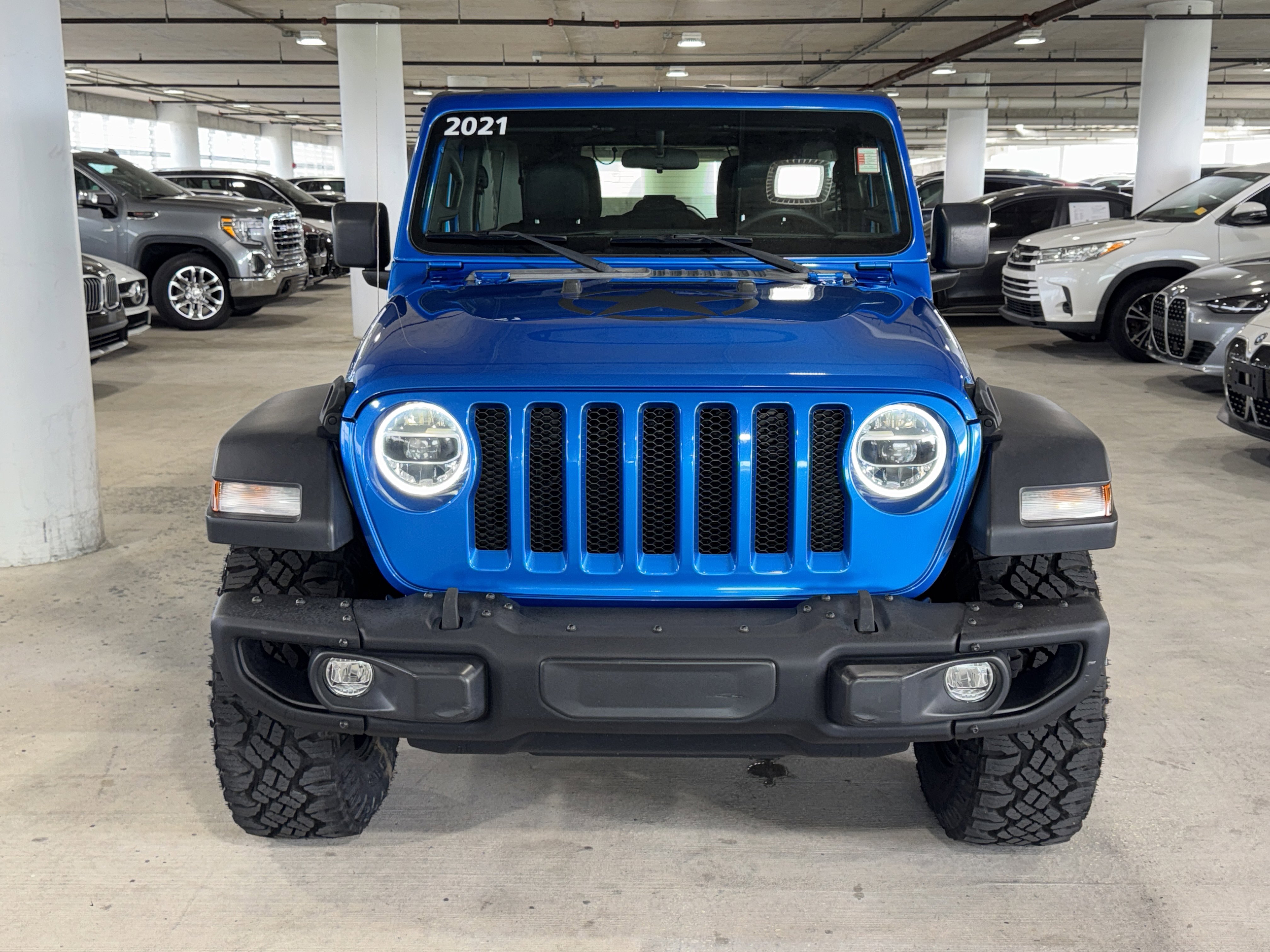 Used 2021 Jeep Wrangler Unlimited Sport AWD/4WD image 3