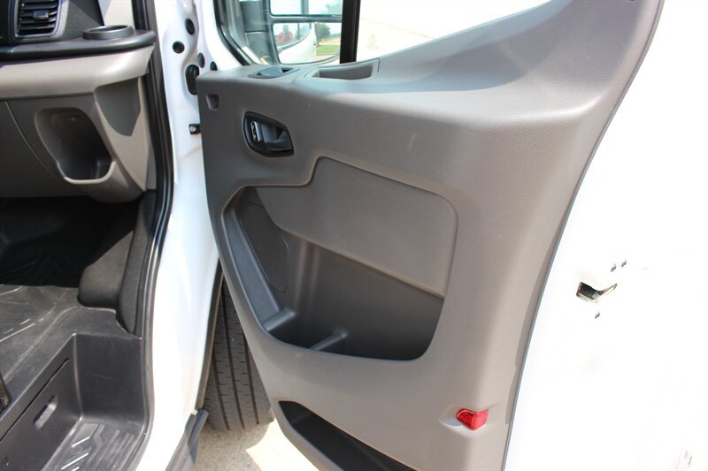 Used 2024 Ford Transit 250 148 Medium Roof w/ Load Area Protection Package RWD image 18