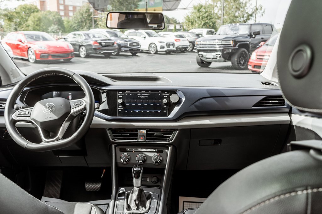 Used 2022 Volkswagen Taos SE image 8
