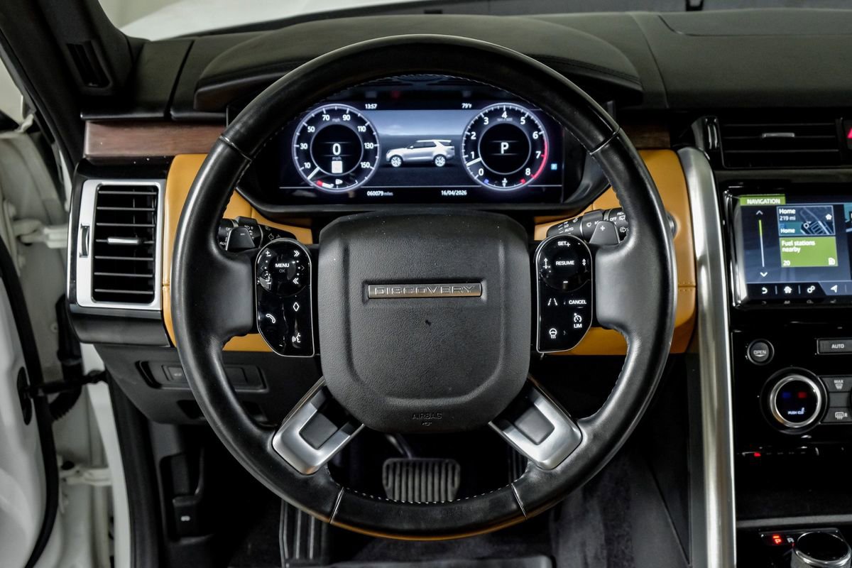 Used 2019 Land Rover Discovery HSE Luxury image 16