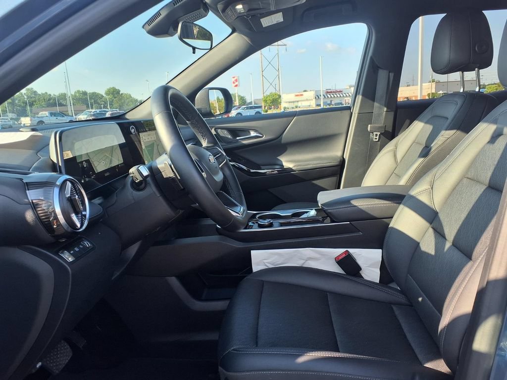 Used 2026 Chevrolet Equinox LT w/ Convenience Package II AWD/4WD image 21