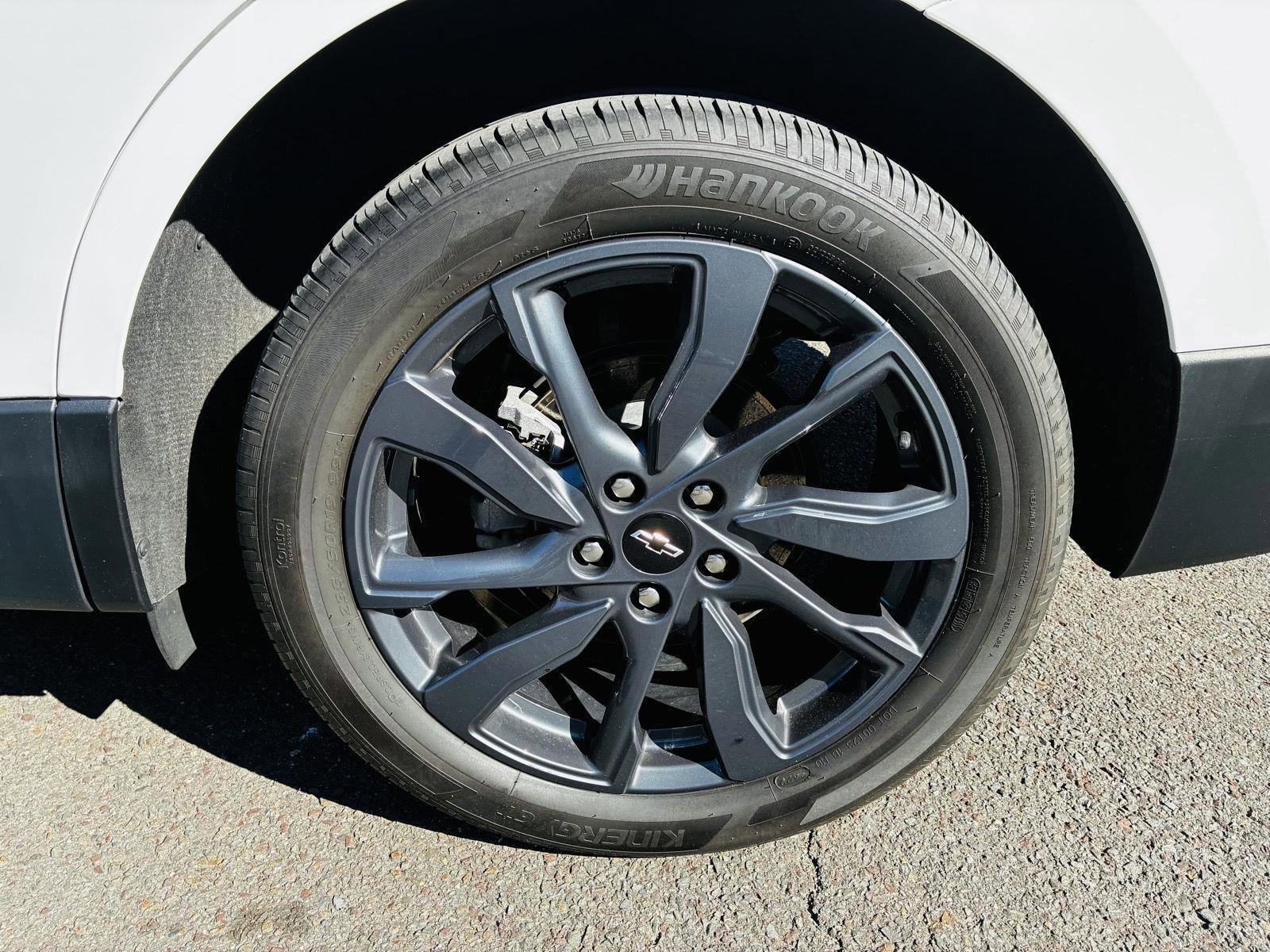 Used 2022 Chevrolet Equinox RS w/ RS Leather Package image 44