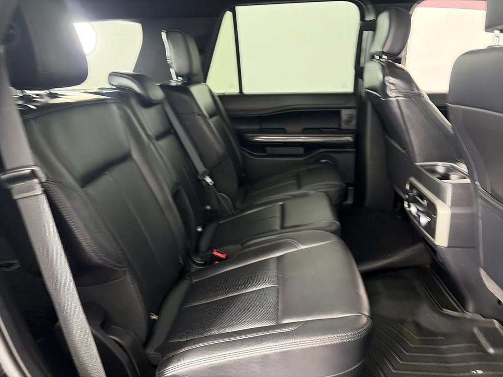 Certified 2019 Ford Expedition XLT w/ Equipment Group 202A AWD/4WD image 29