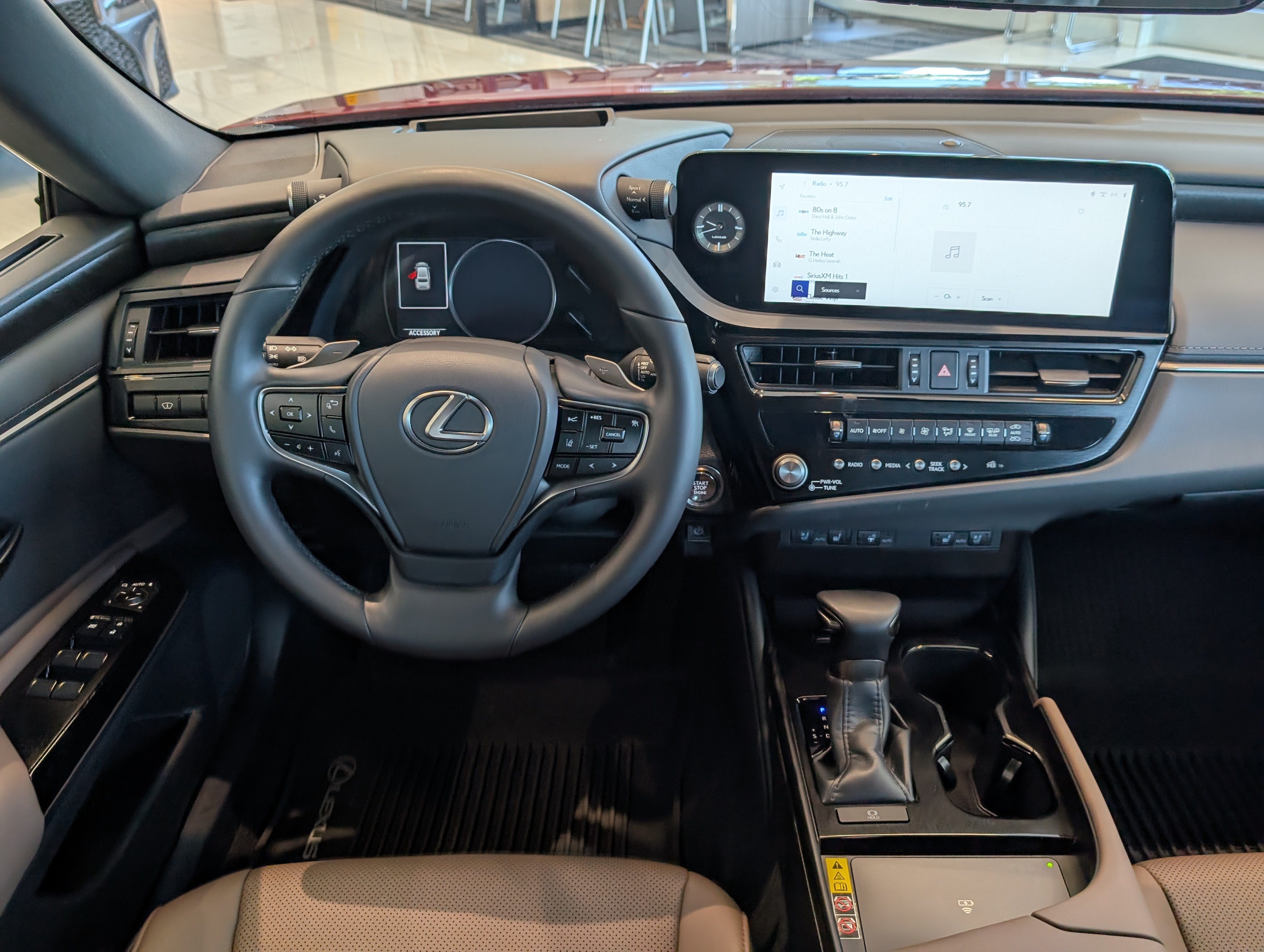 Certified 2025 Lexus ES 350 w/ Premium Package FWD image 17