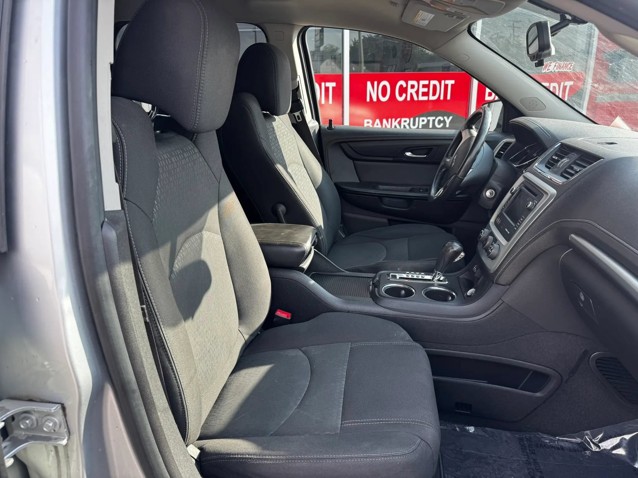 Used 2014 GMC Acadia SLE AWD/4WD image 7
