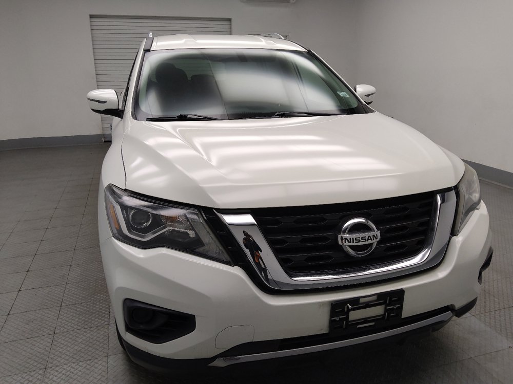 Used 2019 Nissan Pathfinder S AWD/4WD image 14
