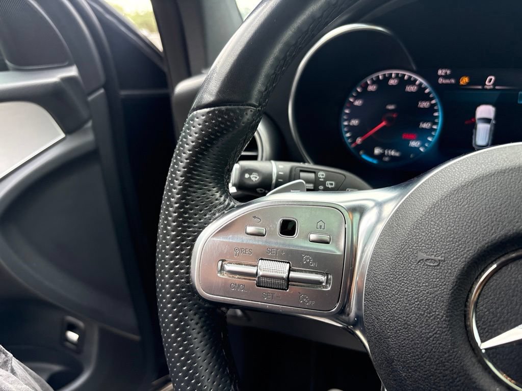 Used 2022 Mercedes-Benz GLC 300 image 24