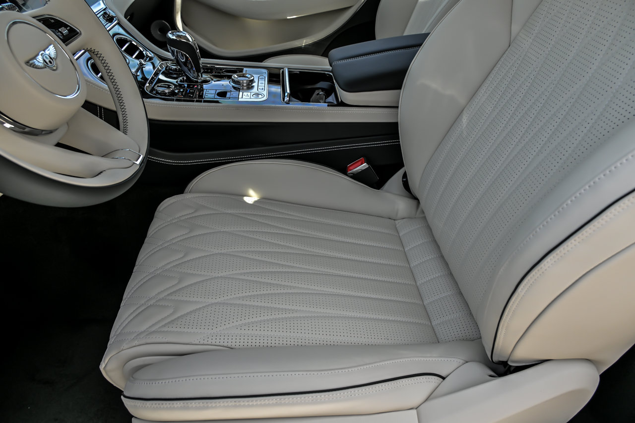 New 2026 Bentley Continental GT Azure AWD/4WD image 23