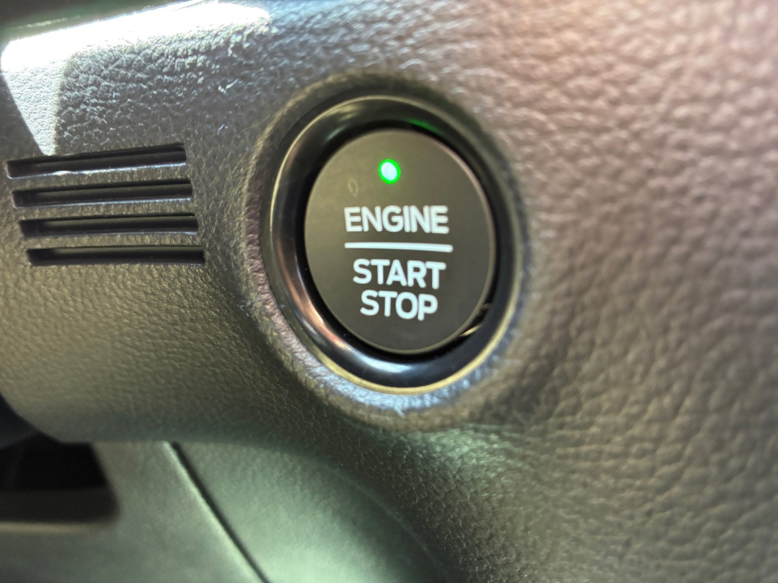 Certified 2020 Ford Ranger Lariat w/ Equipment Group 501A Mid image 30