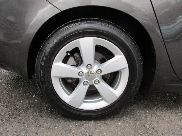 Used 2015 Dodge Dart SXT image 11