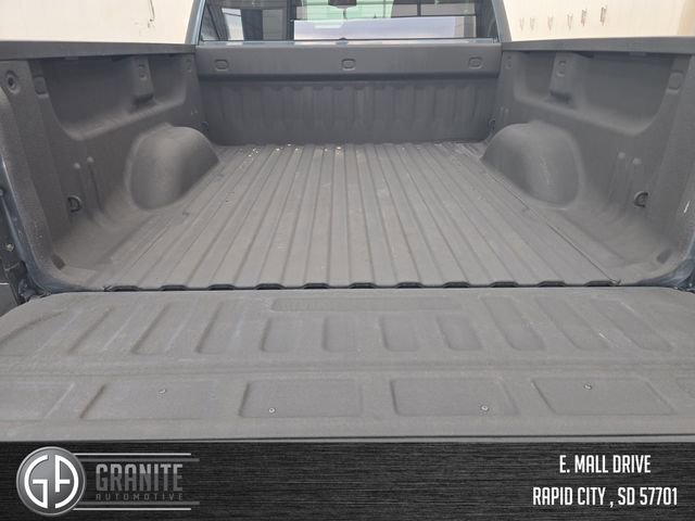 Used 2017 GMC Sierra 1500 SLT w/ SLT Premium Package AWD/4WD image 23