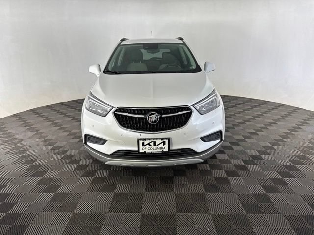 Used 2022 Buick Encore Preferred w/ Safety Package II AWD/4WD image 3