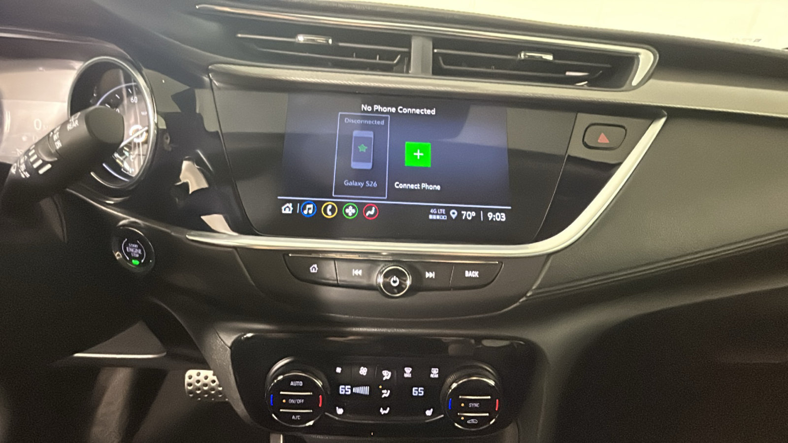 Used 2023 Buick Encore GX Select w/ Sport Touring Package FWD image 28