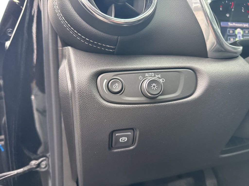 Used 2024 Chevrolet Blazer LT w/ Sound & Technology Package image 13