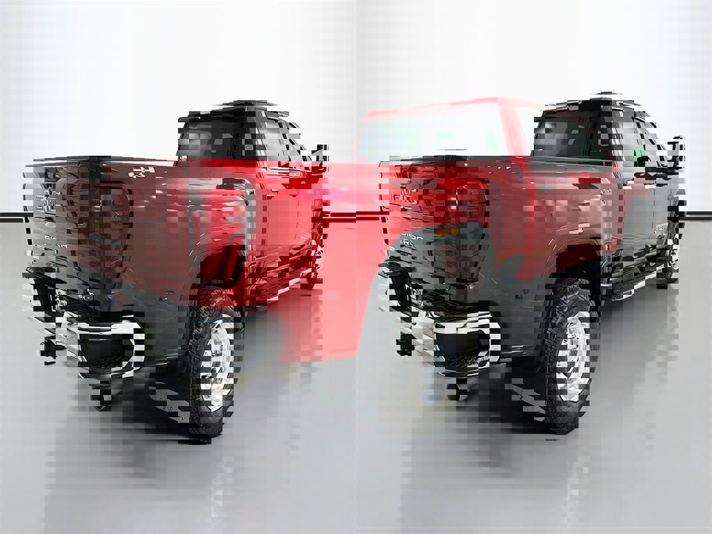 New 2026 GMC Sierra 3500 SLT image 7