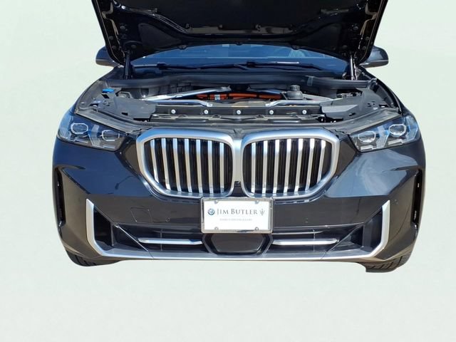 Used 2025 BMW X5 xDrive50e AWD/4WD image 27