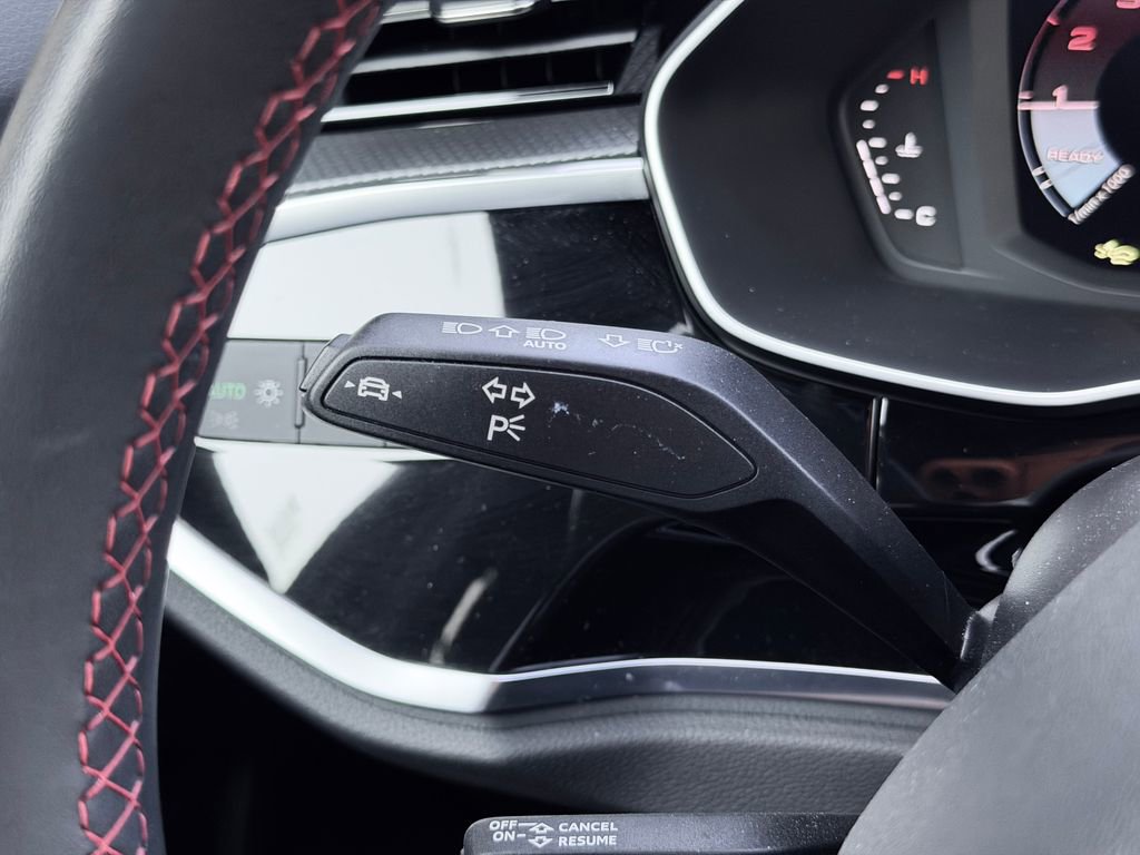 Used 2025 Audi Q3 2.0T Premium Plus w/ Premium Plus Package image 14