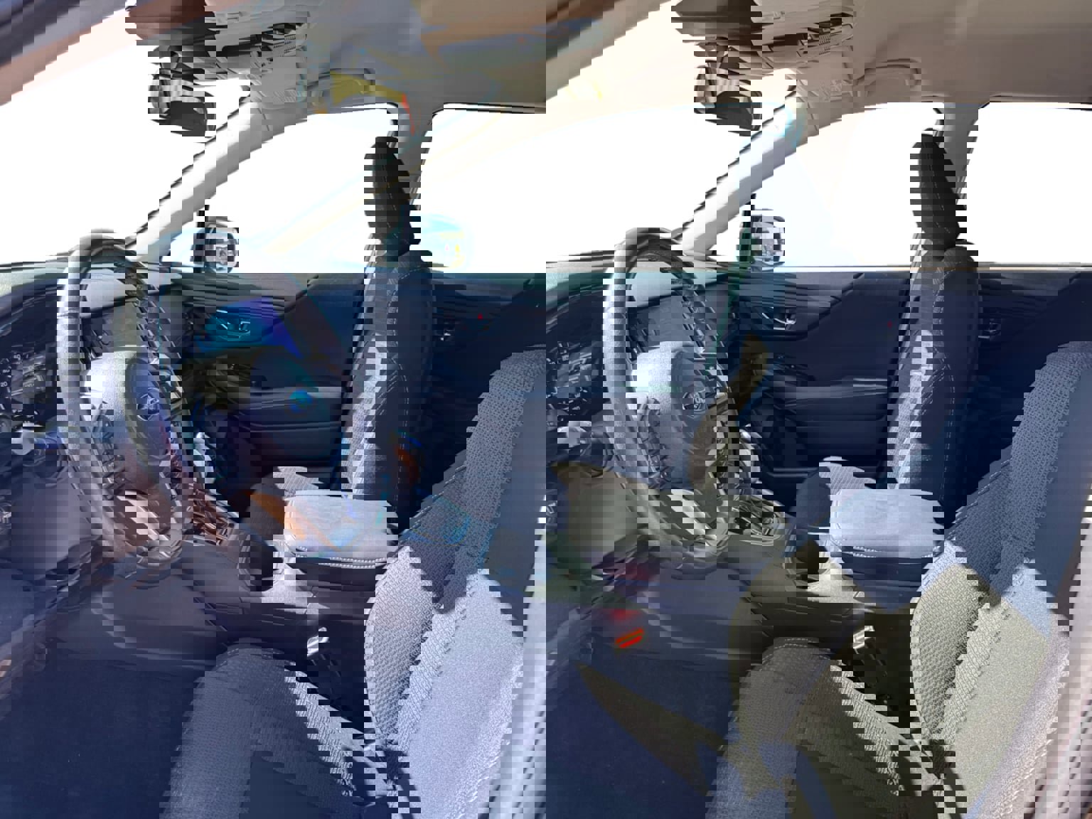 Used 2024 Subaru Outback Premium image 10