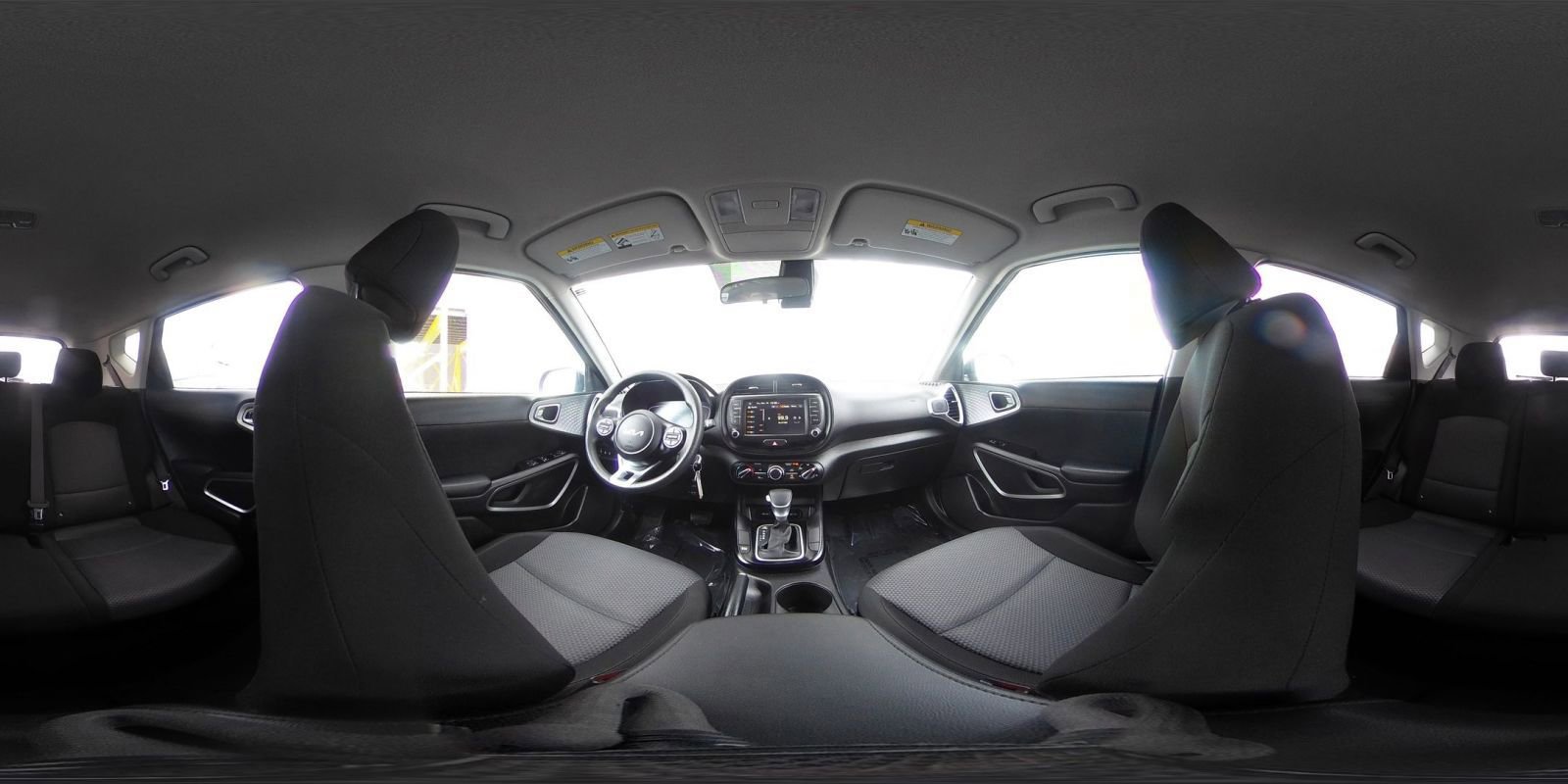 Used 2025 Kia Soul LX w/ LX Technology Package image 40