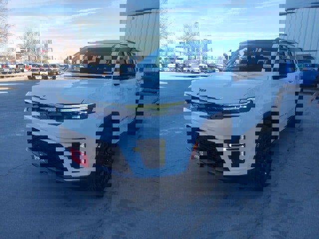 New 2026 Jeep Grand Wagoneer L Limited image 3