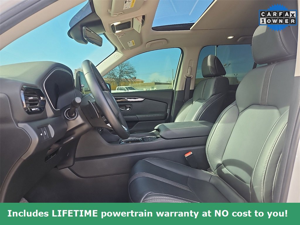 Used 2025 Honda Pilot Touring image 15