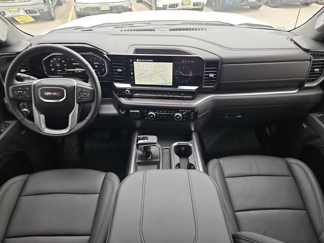 Used 2026 GMC Sierra 1500 SLT AWD/4WD image 11