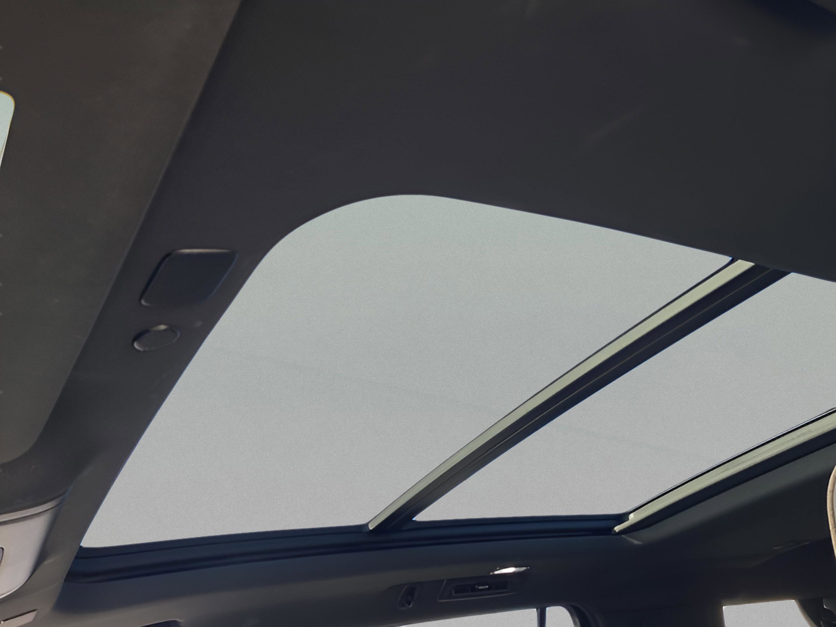 Used 2023 Chevrolet Tahoe High Country image 18