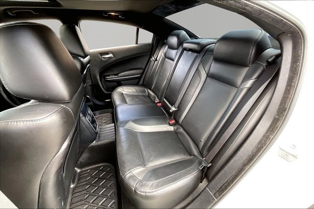 Used 2022 Dodge Charger SXT w/ Leather Interior Group RWD image 16