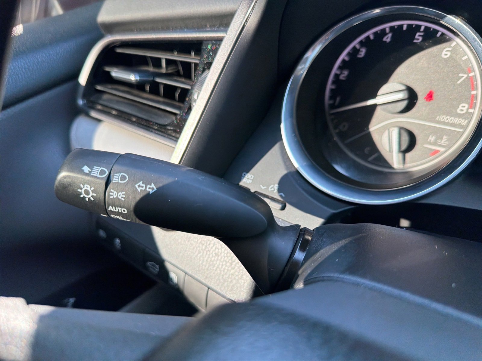 Used 2020 Toyota Camry LE image 50