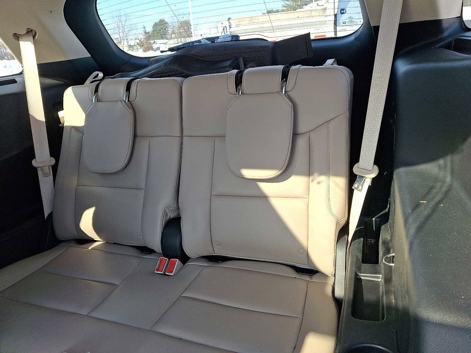 Certified 2022 Ford Explorer XLT w/ Equipment Group 202A image 11