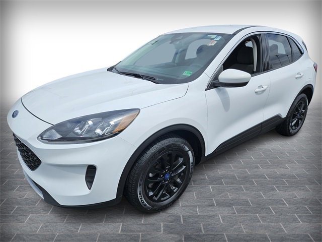 Used 2021 Ford Escape SE image 3