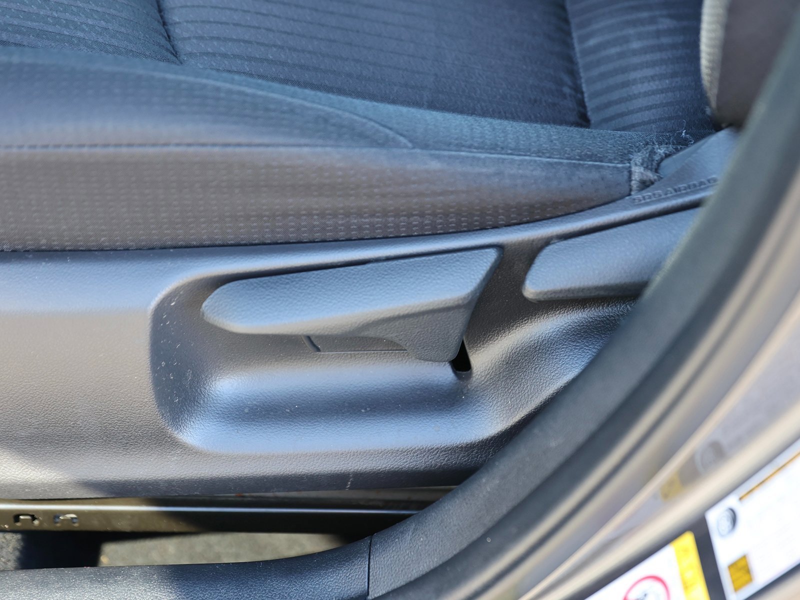 Used 2022 Toyota Prius Prime LE image 19