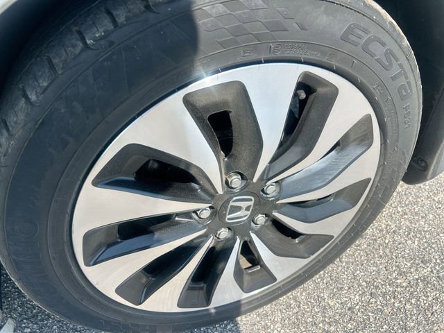 Used 2017 Honda Accord Touring image 14