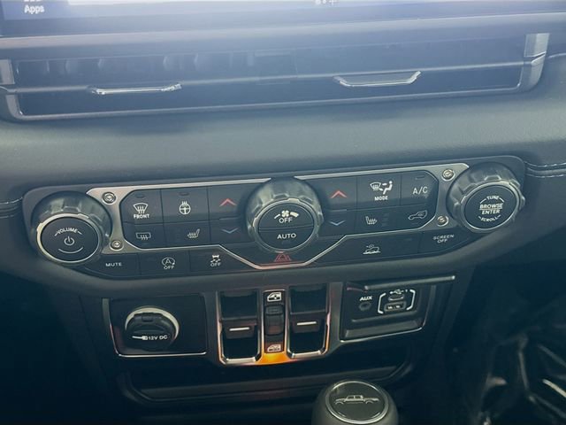 New 2025 Jeep Gladiator Sport image 15