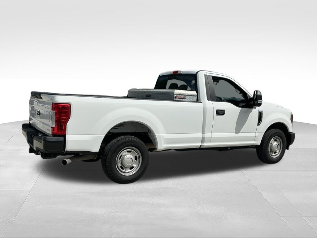 Used 2018 Ford F250 XL w/ Power Equipment Group RWD image 10